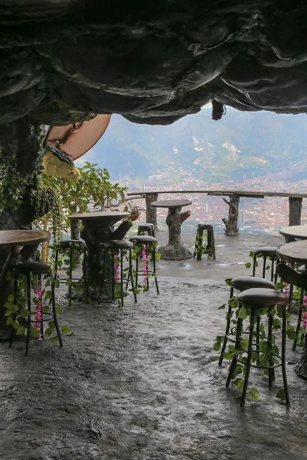 Glamping Spa & Coffee Tour Medellin 0*,  Colombia