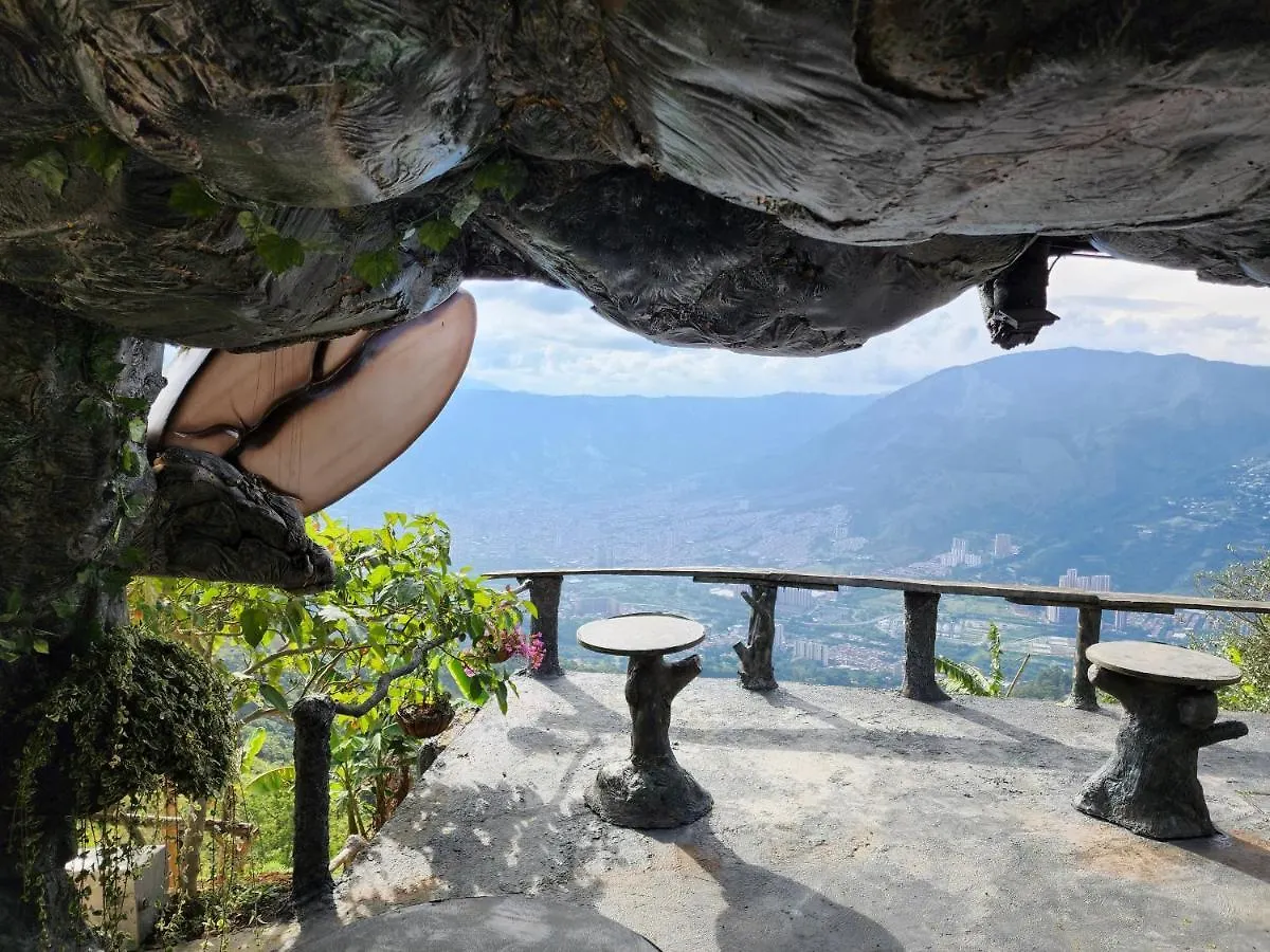 Glamping Spa & Coffee Tour Medellin