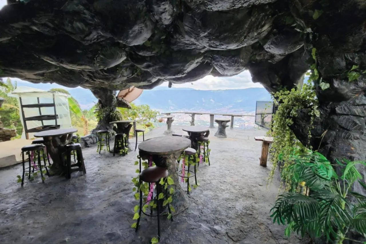 Glamping Spa & Coffee Tour Medellin 0*,