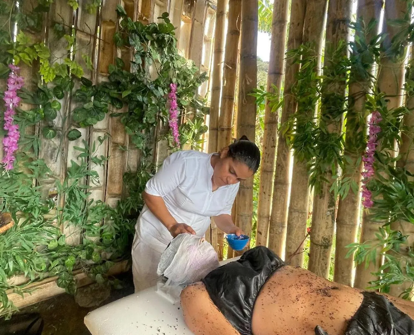 Luxury tent Glamping Spa & Coffee Tour Medellin