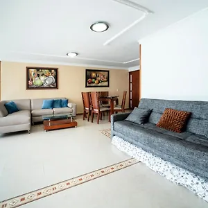 https://amplio-apartamento-frente-a-la-playa-el-rodadero.santamartahotels.net