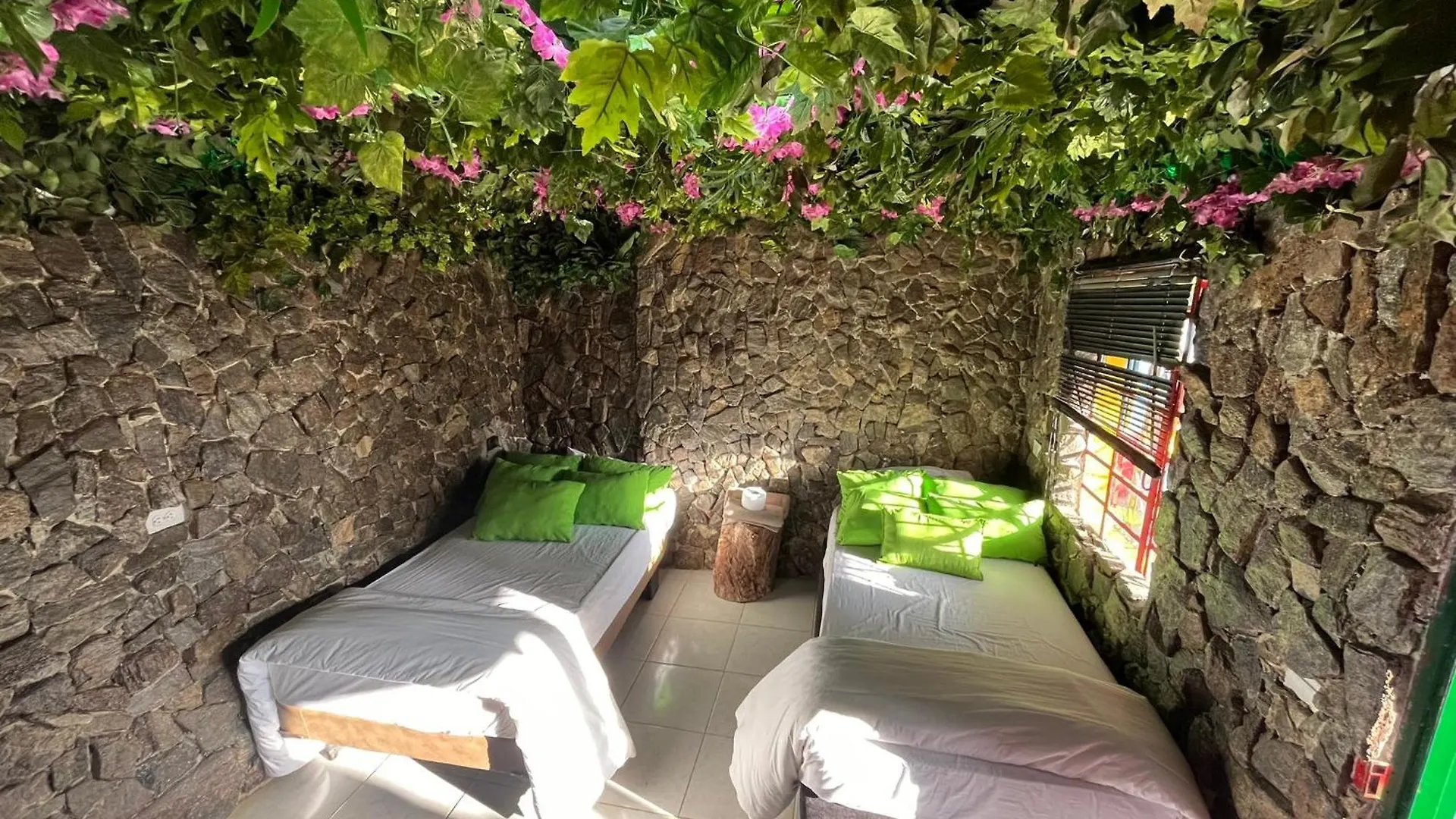 Glamping Spa & Coffee Tour Medellin 0*,